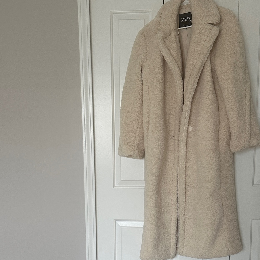 Zara Women's Soft Cream Teddy Jacket